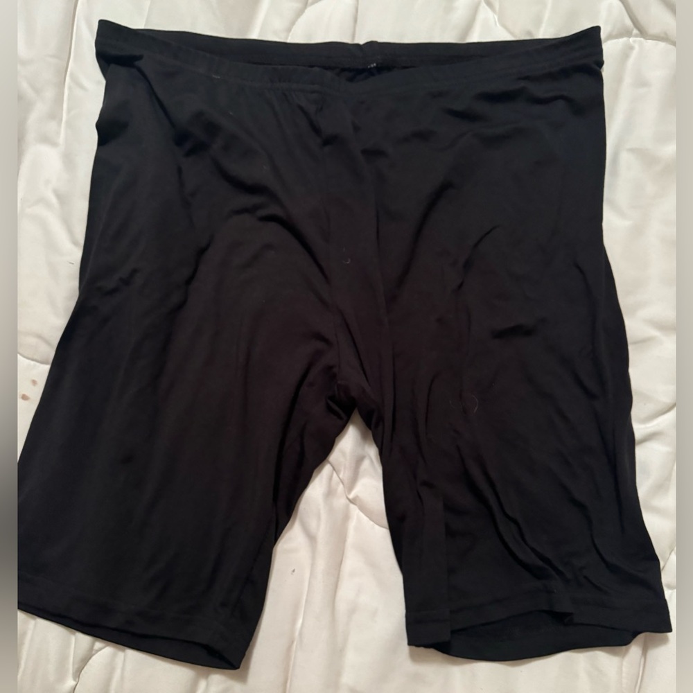 Women black soft shorts